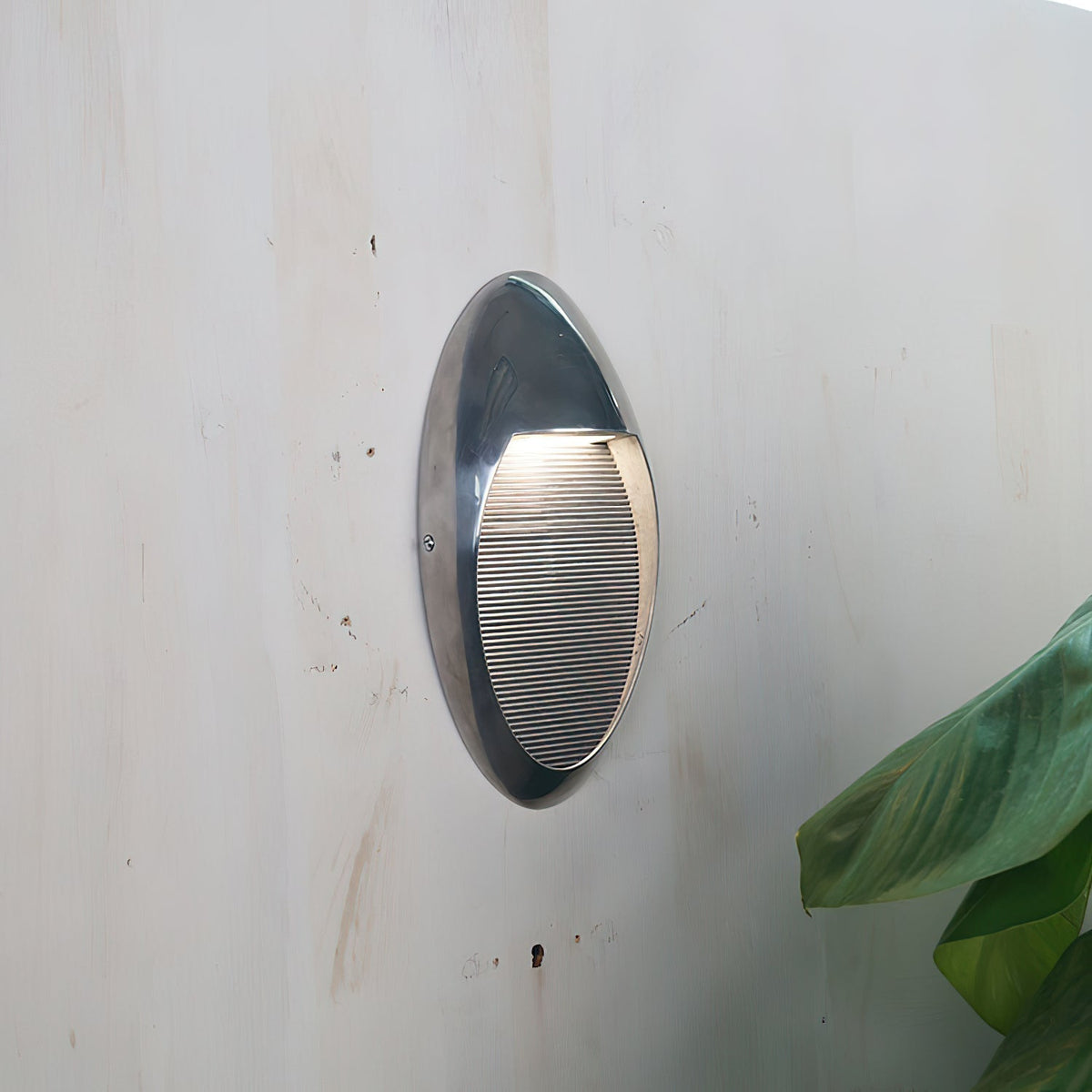 Scorpius Outdoor Wall Lamp | Souliia