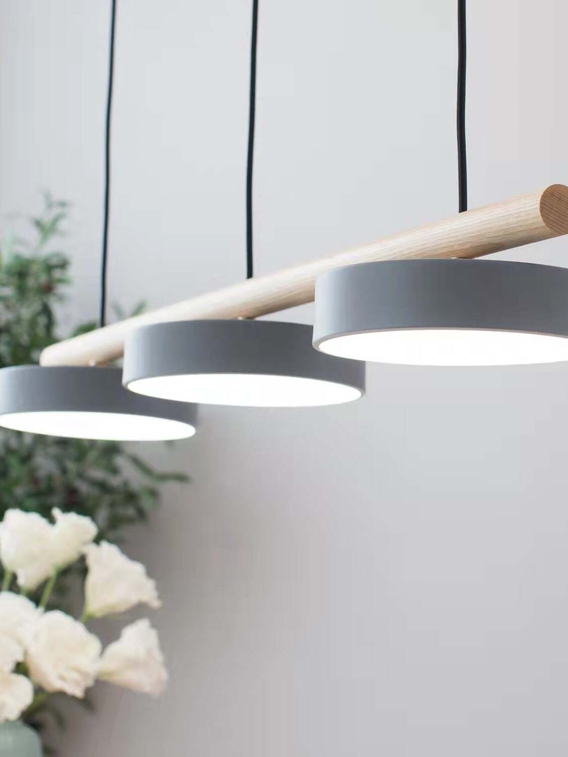 Sienna Bird Pendant Lamp - Wood Design for Scandinavian Kitchen Islands | Souliia