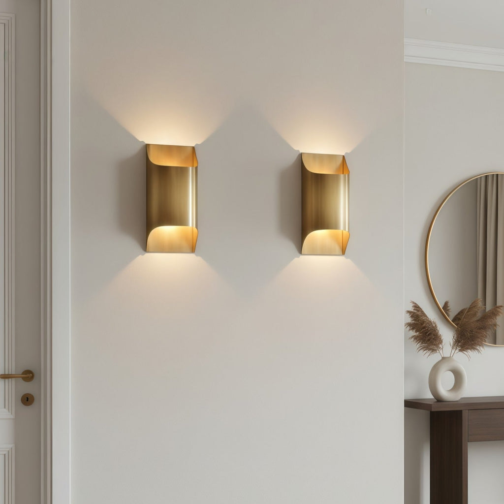 Sconique Stylish Brass Wall Sconce - Minimal Design Architectural Profile Sconce for Foyer | Souliia