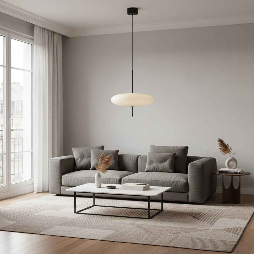 Modellis minimalistisk pendellampe med rene linjer – moderne belysning til opholdsrum N29 | Souliia