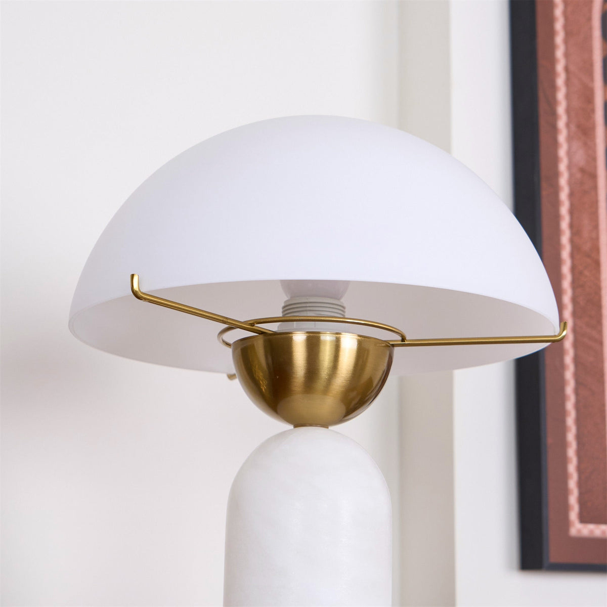 Peono Alabaster Table Lamp | Souliia