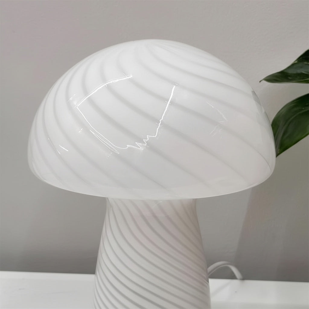 Striglow Pilz Tischlampe – Künstlerische visuelle Textur für Zuhause und Büro | Souliia