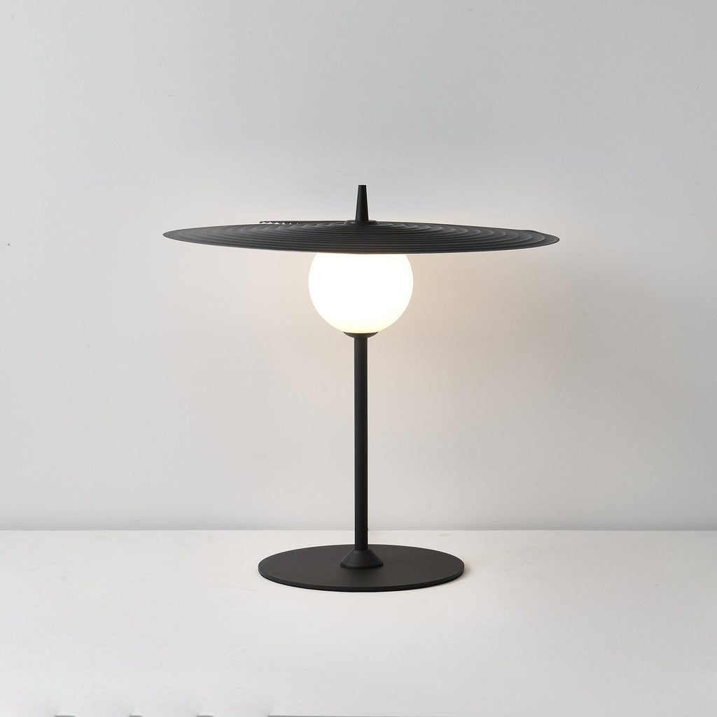Moderne klassisk pladespiller-bordlampe M31 | Souliia