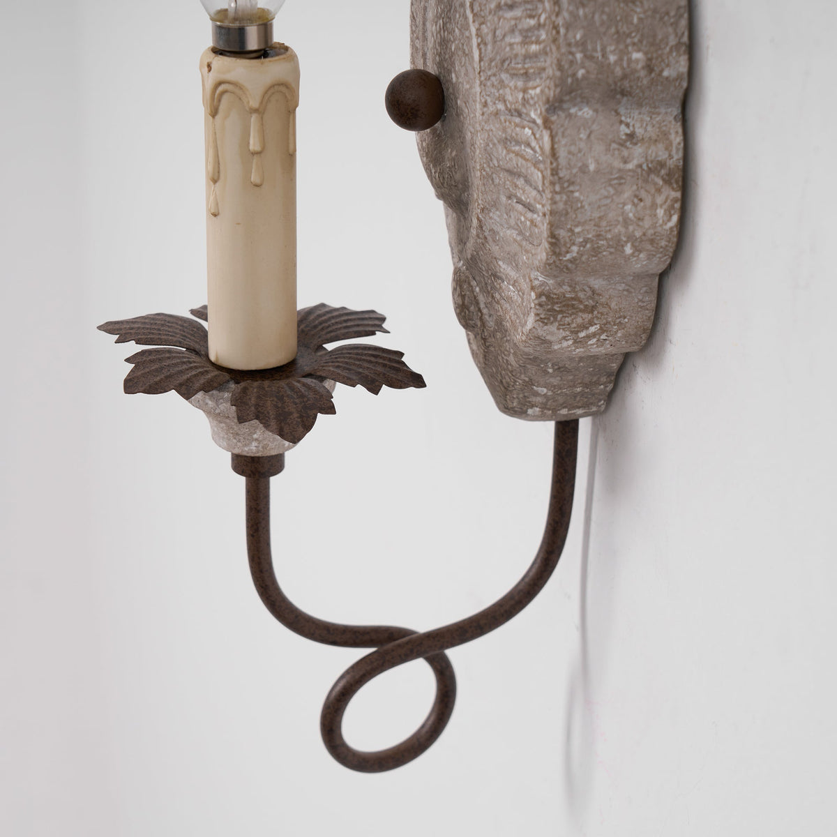 Verdure Vintage Wall Sconce