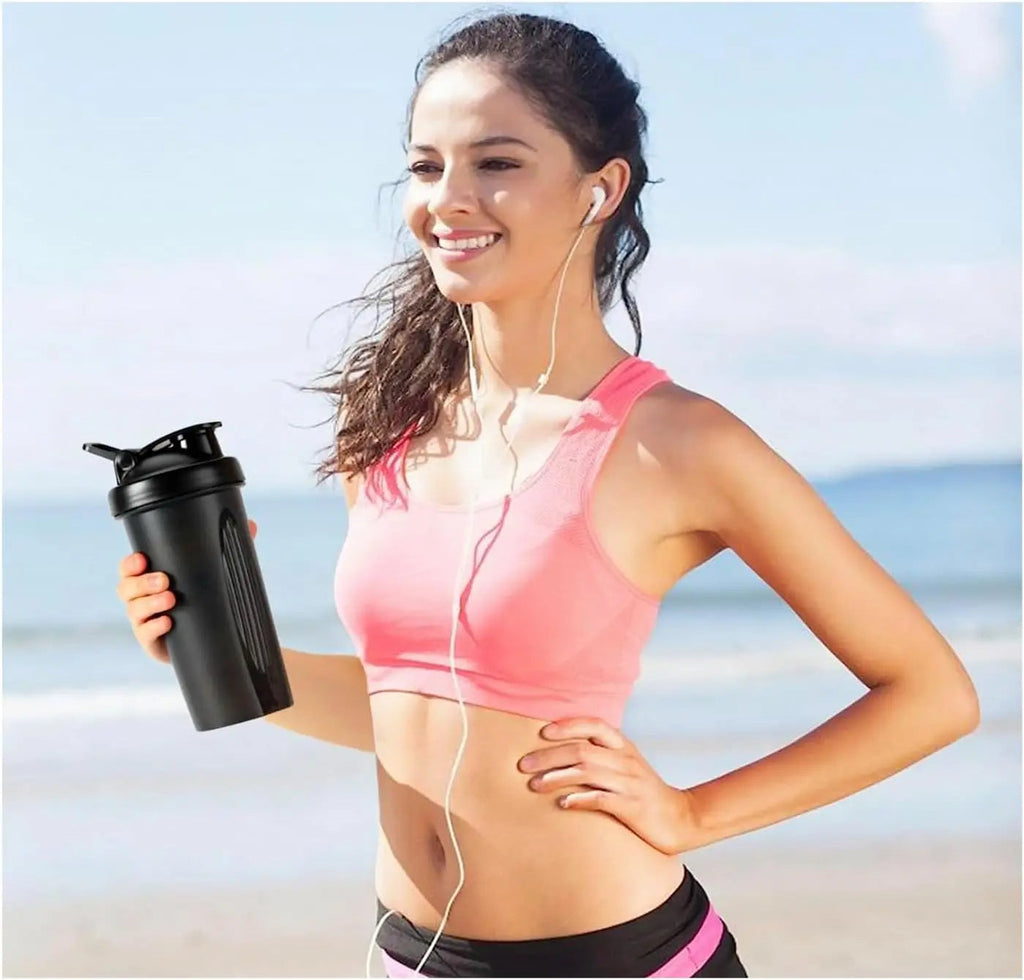 Garrafa shaker de proteína de 600ml — Design à prova de fugas, bola misturadora