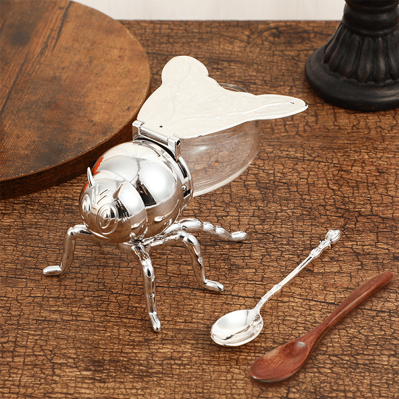 Transform Your Kitchen into a Stylish Honey Paradise Full of Charm and Order - Souliia
