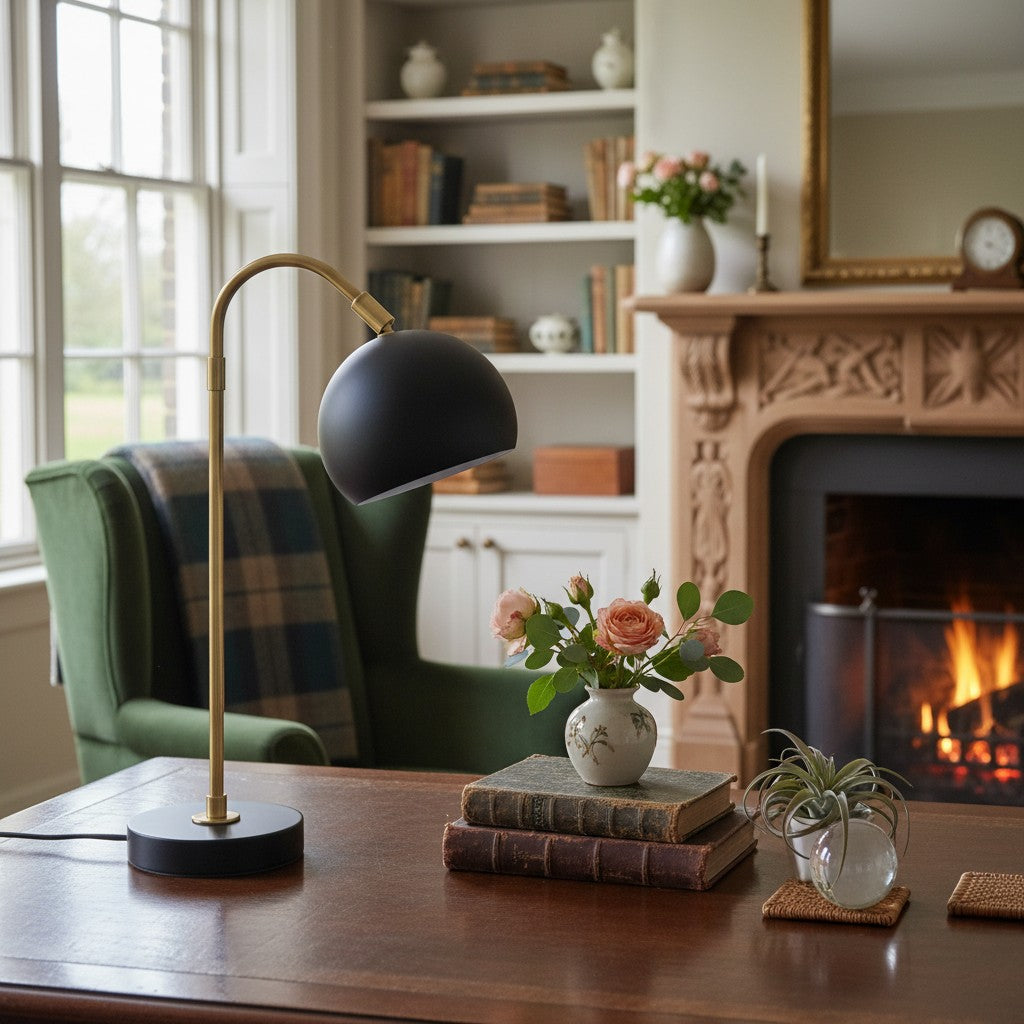 Ornato Luxe moderne dekorativ bordlampe – stilfuld belysning til hjemmet | Souliia