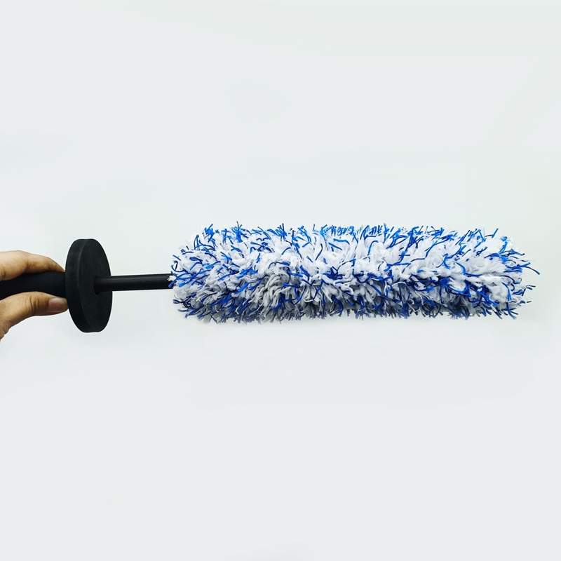 Scratch-Free Microfiber Wheel Brush - Souliia
