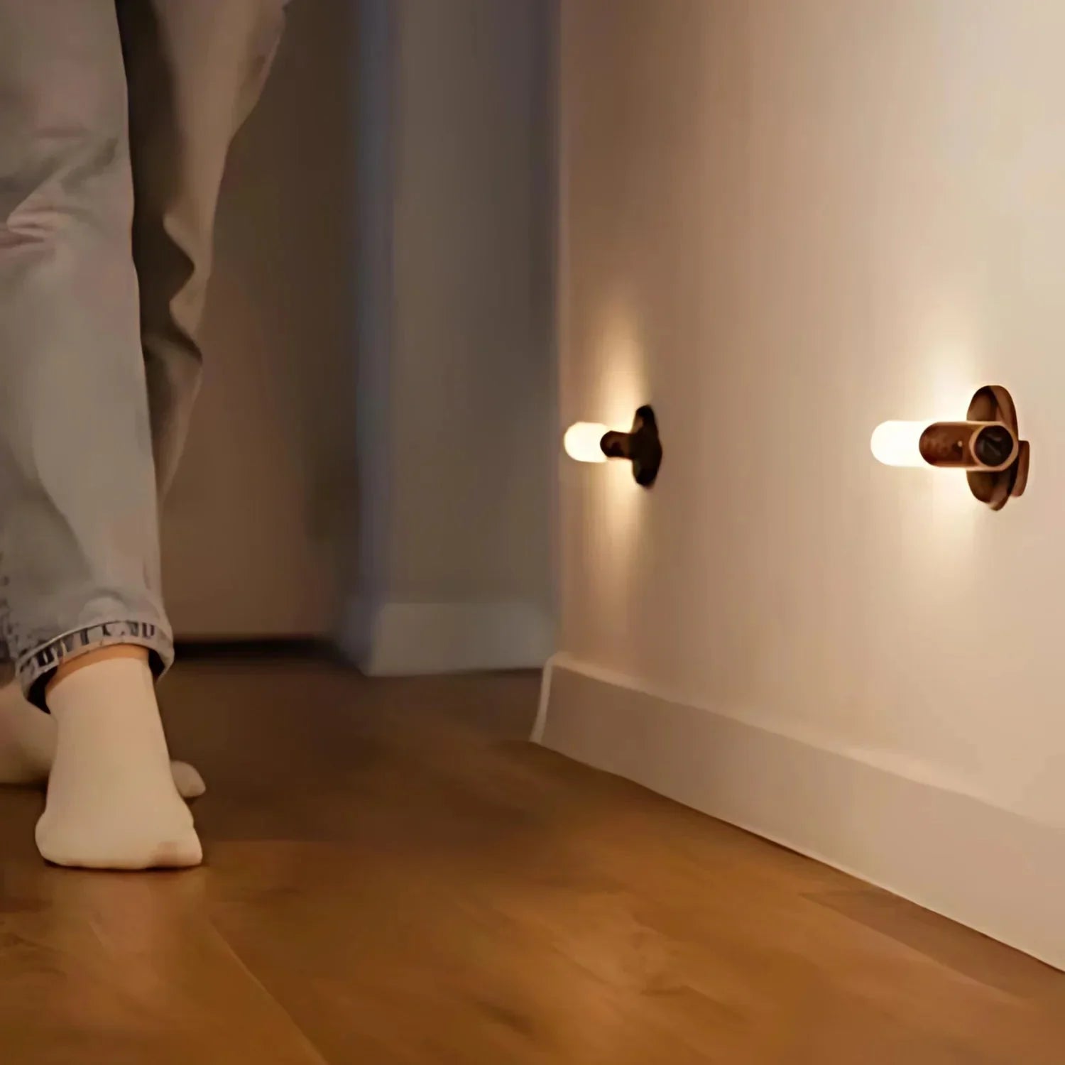 The Golden Glow Wall Light | Souliia
