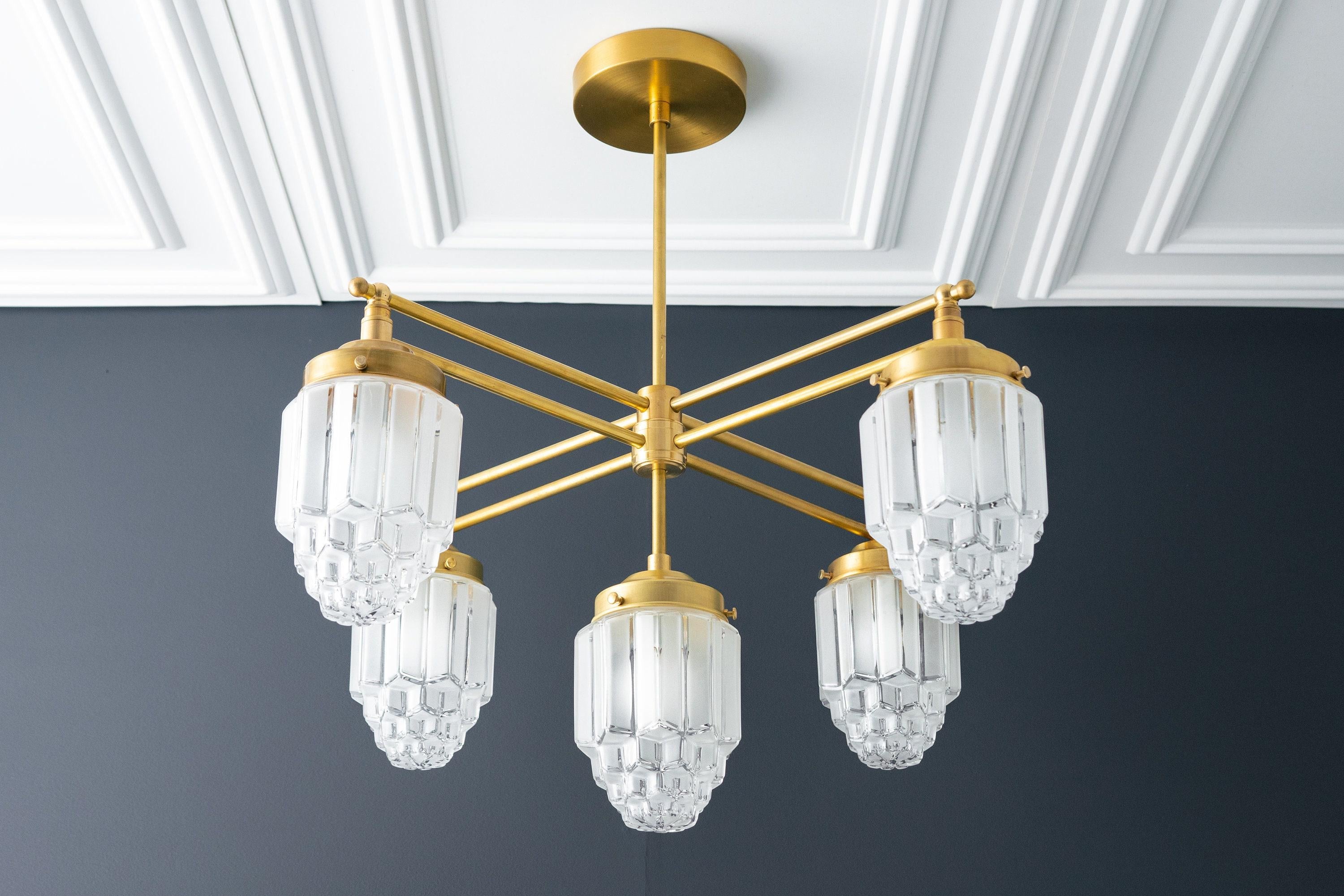 Tierlux Glas Moderner Art Deco Mehrarm-Glas-Kronleuchter – Premium Deckenleuchte für Wohnzimmer oder Essbereich | Souliia