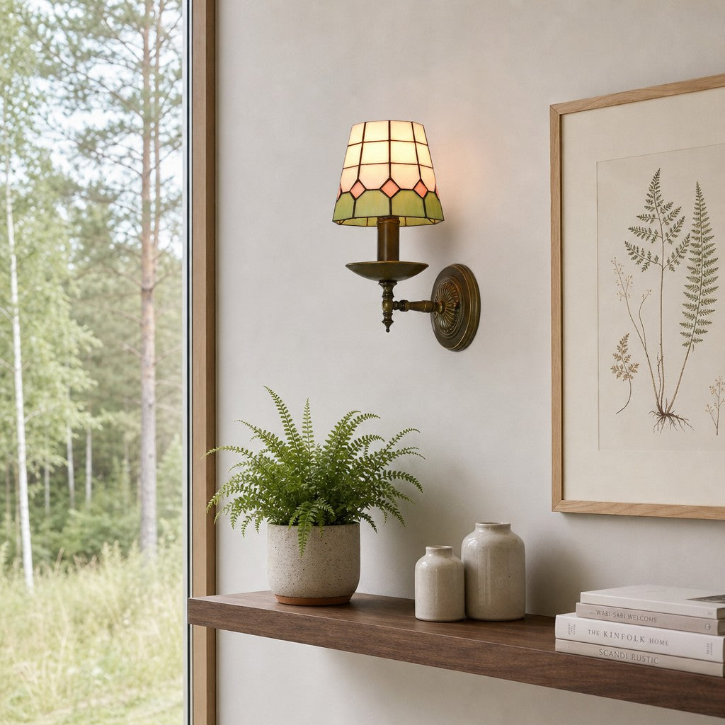 TF Tivanny Vintage Retro Buntglas-Wandlampe für Schlafzimmer und Eingangsbereiche | Souliia