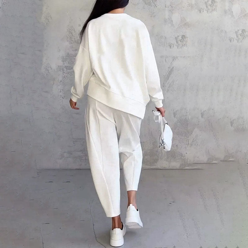 SeamlessEssence — Feel Unstoppable Confidence Wrapped in Featherlight Comfort - Souliia