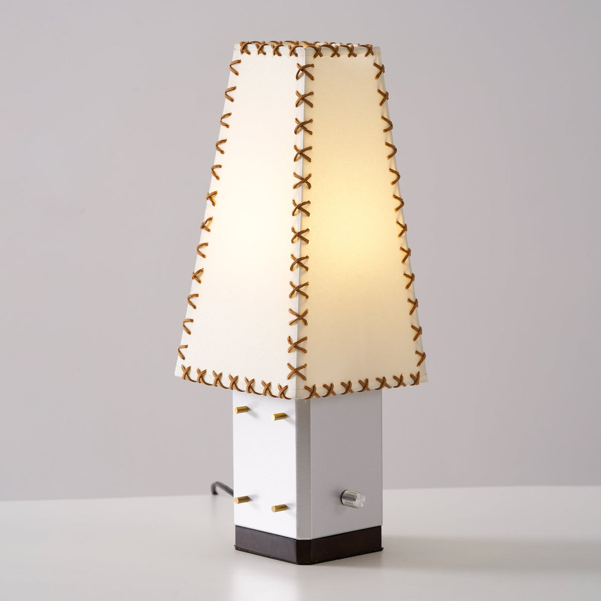 Modern Geometric Metal Table Lamp – Parchment Shade for Bedroom Nightstand Lighting | Souliia