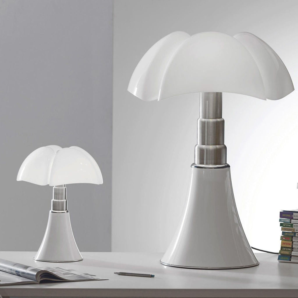 Petalica Table Lamp | Souliia