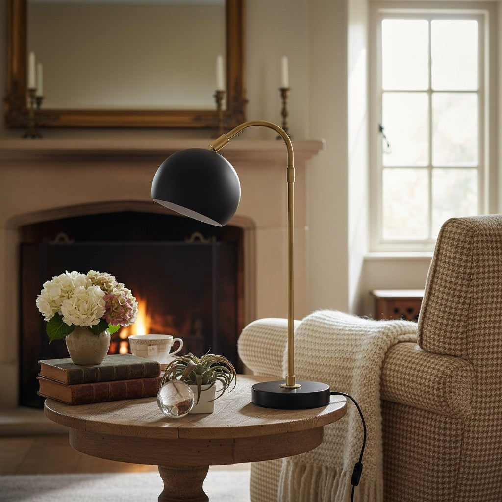 Ornato Luxe moderne dekorativ bordlampe – stilfuld belysning til hjemmet | Souliia
