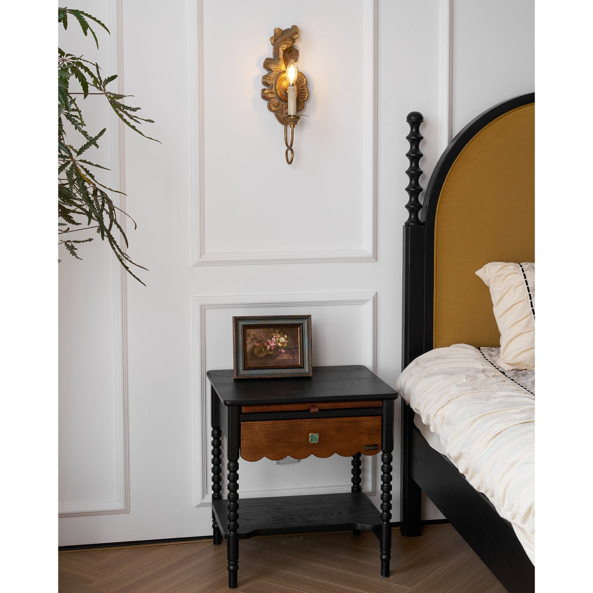 Verdure Vintage Wall Sconce