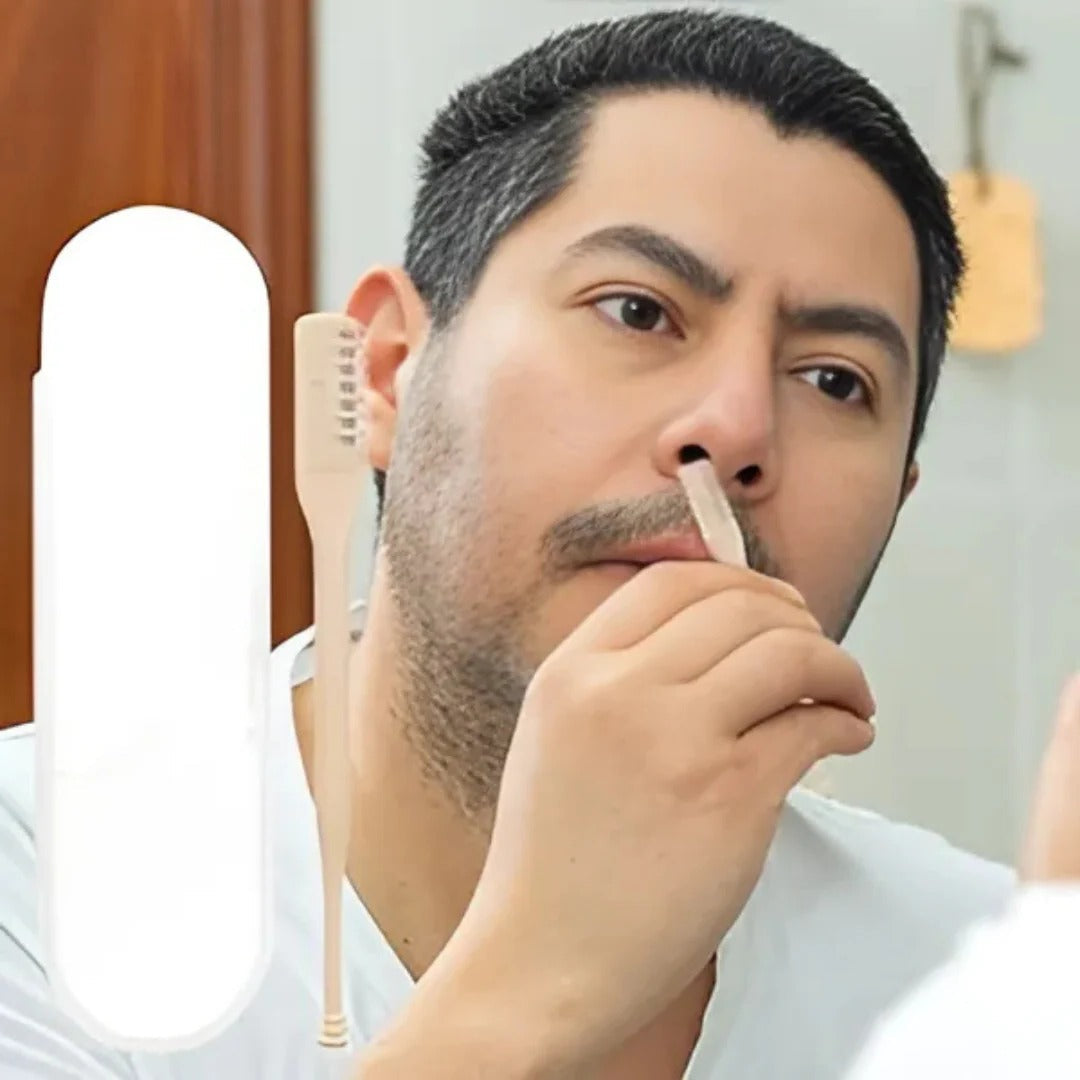 Compact Nose Hair Trimmer with 360° Rotating Head – Precise Grooming for Men and Women