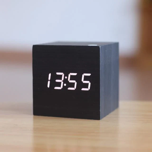 Modern Digital Wood Clock