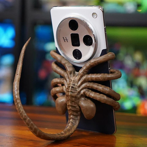 Facehugger-Handyhalter — Verstellbarer Schwanz, universell passend