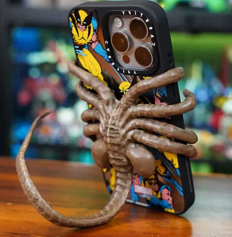 Facehugger-Handyhalter — Verstellbarer Schwanz, universell passend