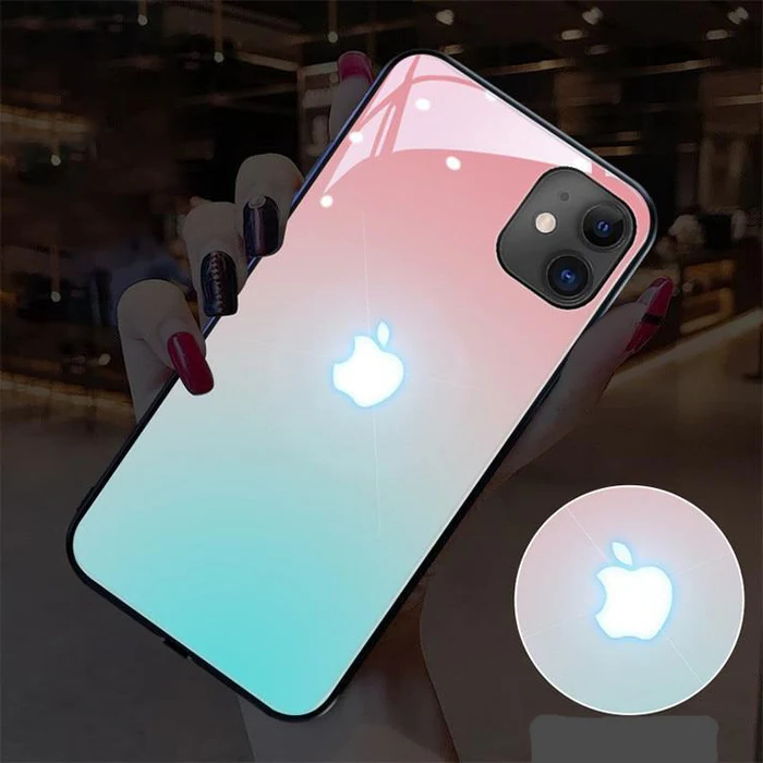 Kryt na iPhone s LED osvětlením — svítící ochranný obal