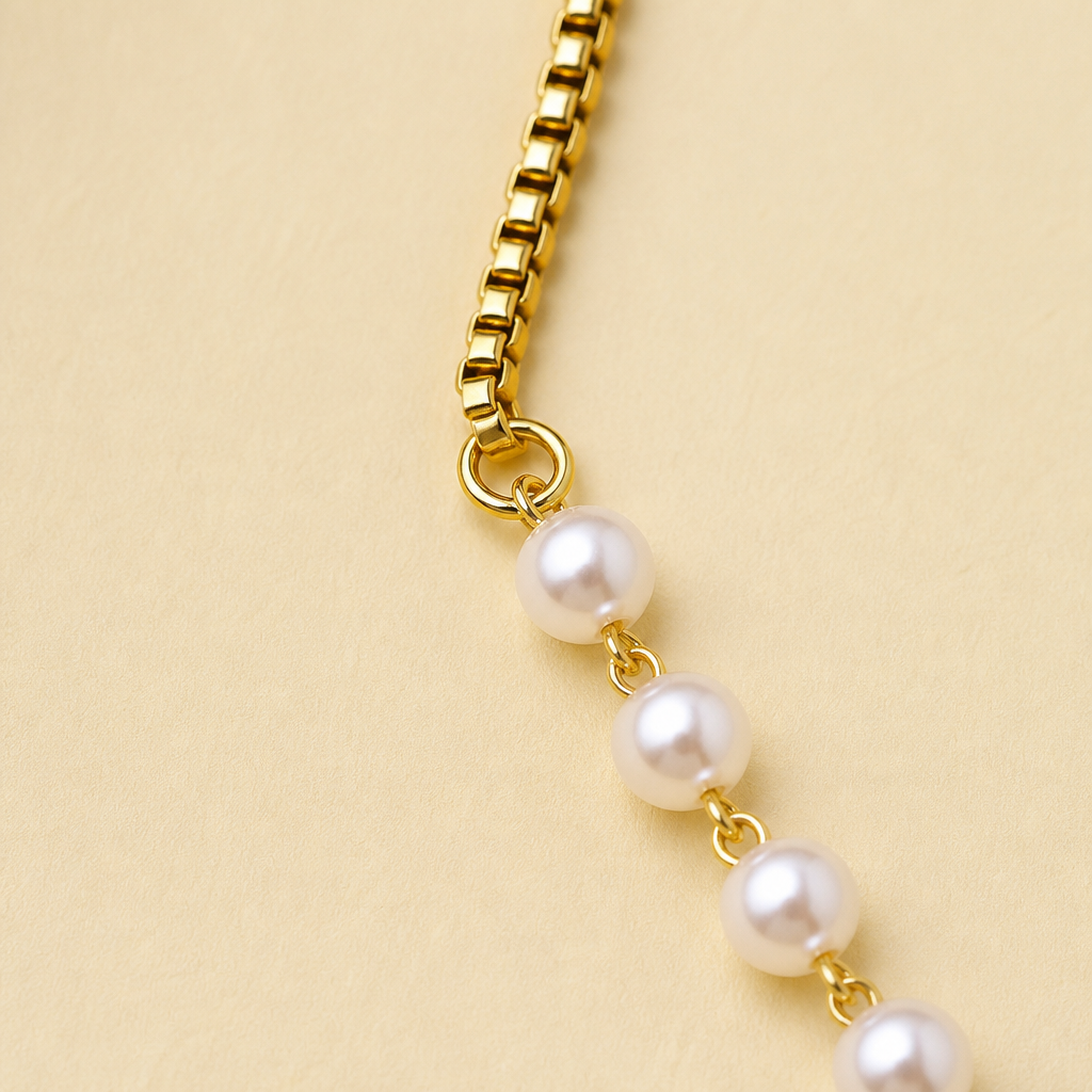 ViraLuxe – Asymmetric Pearl-and-Chain Gold Necklace & Bracelet Set - Souliia