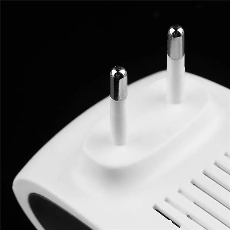 Ultrasonic Squirrel Repellent for Gardens and Yards - 48 Hour Effect - Souliia