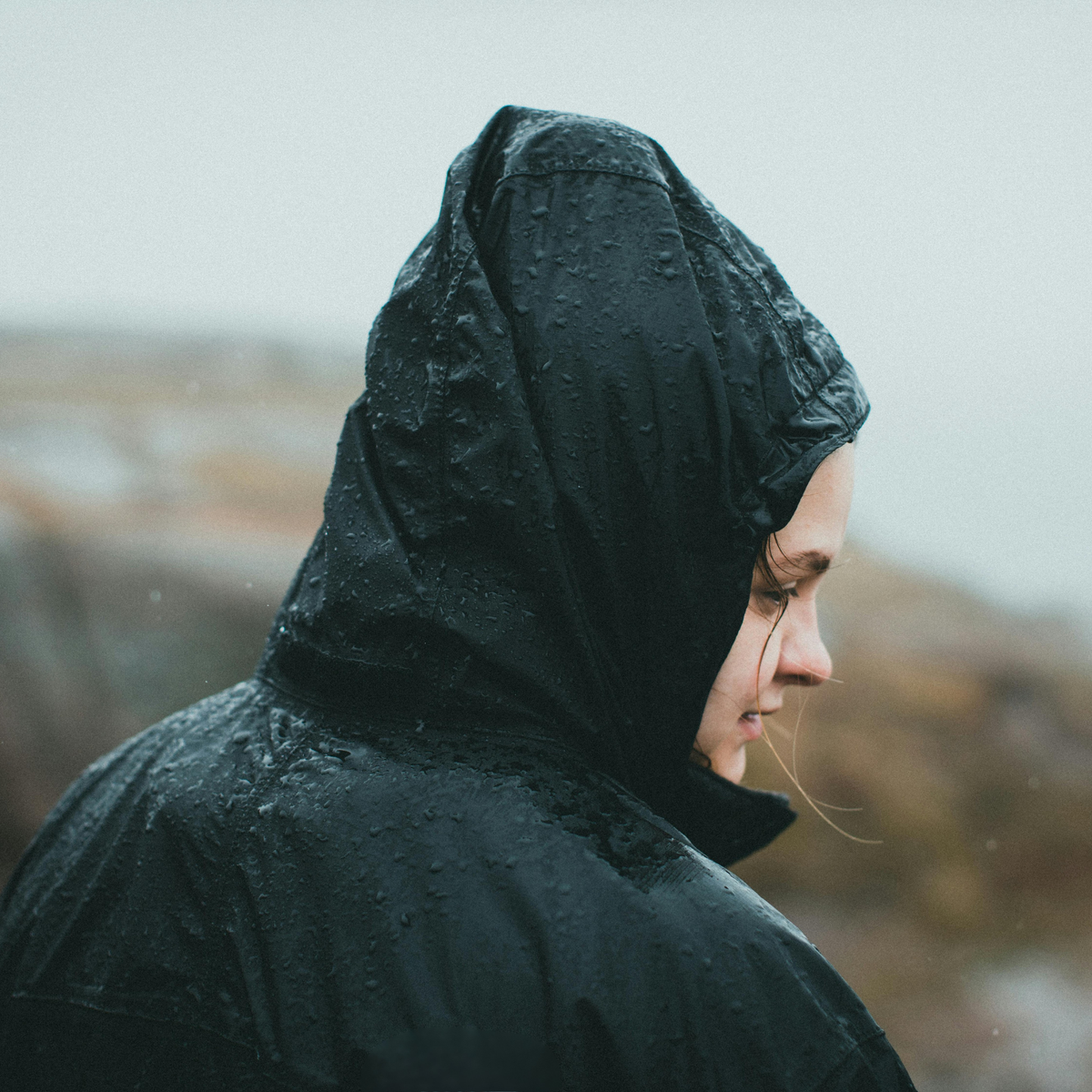 Versatile 3-in-1 Rain Poncho for All Seasons - Souliia