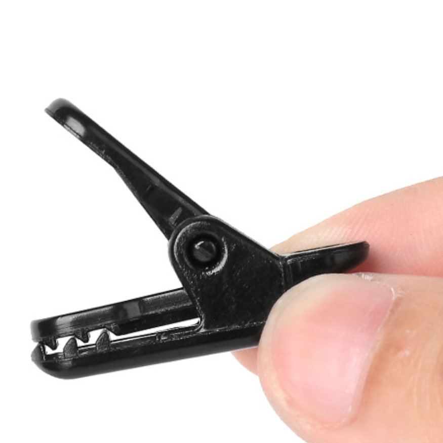 Set of Tent Clips for Outdoor Use – WindGrip Design - Souliia