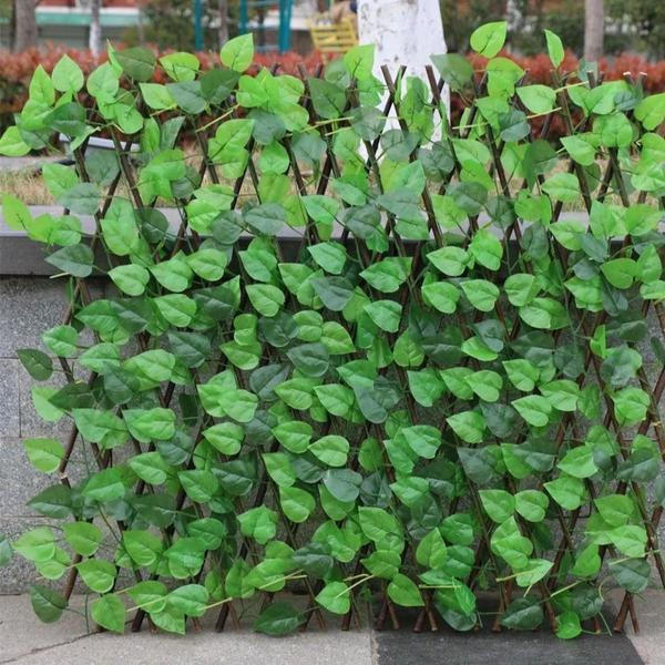 Ausziehbarer künstlicher Gartenzaun — realistische, UV-geschützte Sichtschutzwand